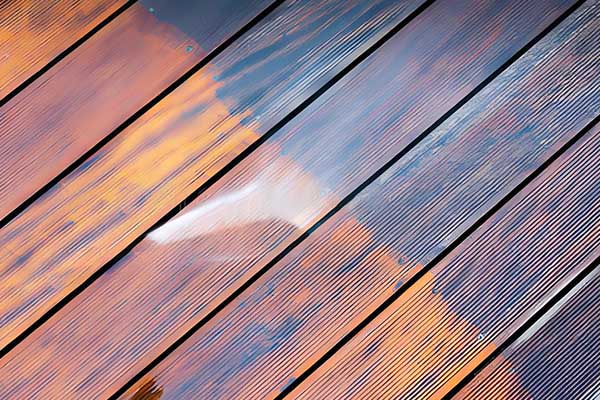 удаление краски лазером с дерева