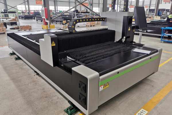 волоконный лазер для резки