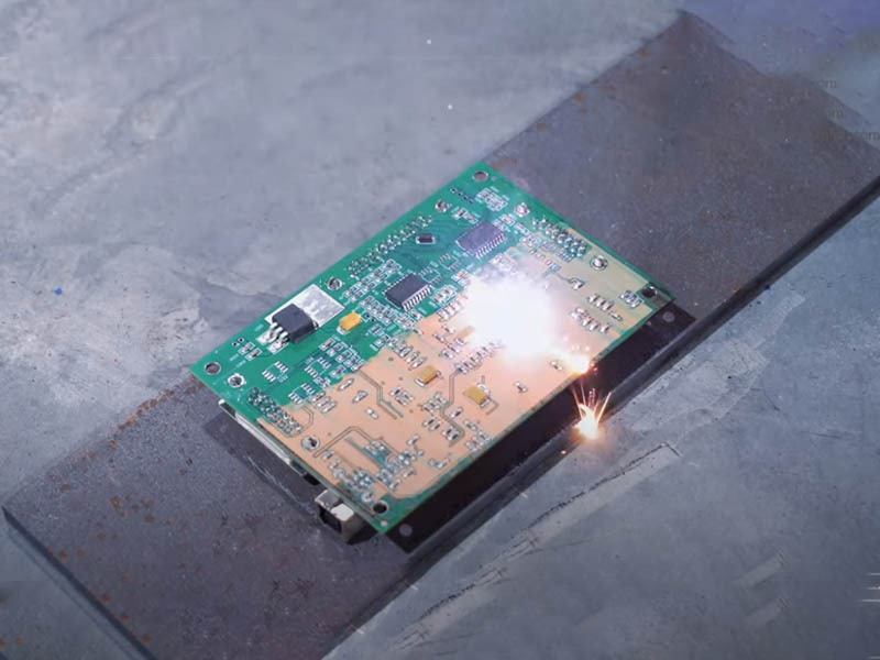 Лазерная очистка прецизионных компонентов