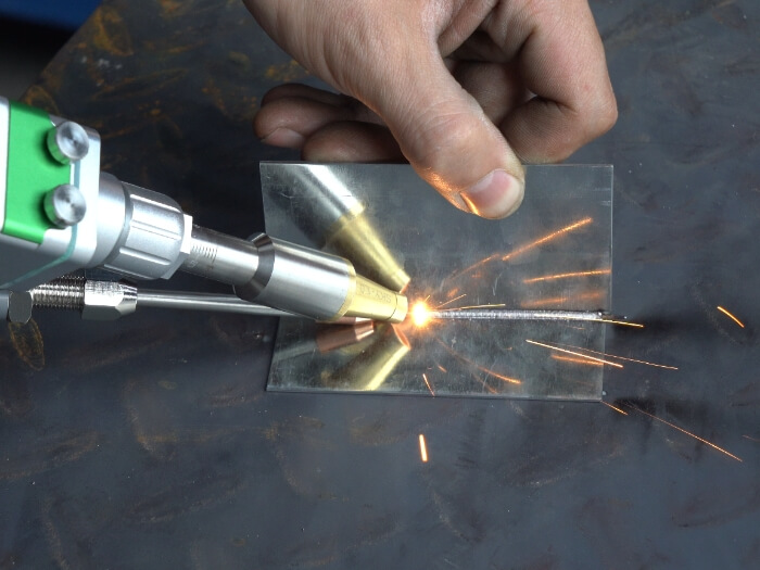 портативная ручная лазерная сварка