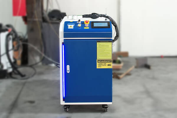 импульсный лазерный очиститель